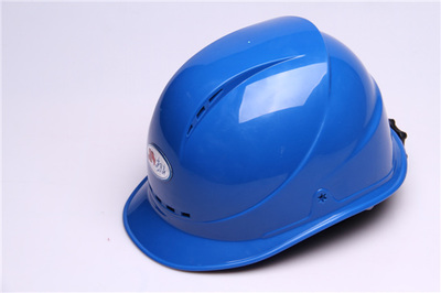 電纜線路敷設(shè)，安全帽不可少——?jiǎng)趤?lái)斯安全防護(hù)裝備為您保駕護(hù)航