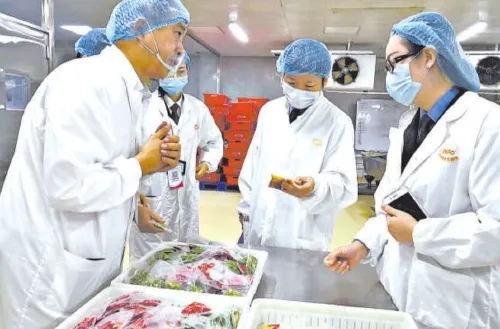 蓮花山下，星光不負趕路人——記基層餐飲管理中的檢察擔當
